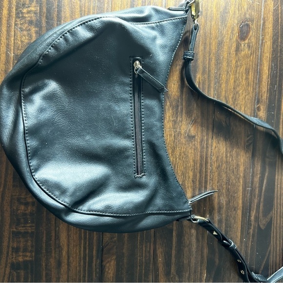 Nicolle miller black with gold accents. - Picture 3 of 7